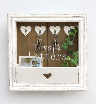 Obrázek produktu pro DanDiBo nástěnný organizér vintage key board wood s policí 93857 white 40 cm key board letter tray key box shabby chic memo board