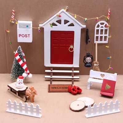 Produktbild von （B）Wichteltür Zubehör Weihnachten Set - Weihnachtswichtel Tür Komplettset mit Licht, Holz Elfentür für Feentür Dänische Weihnachtsdeko, Weihnachtsdeko für Kinder und Geschenke