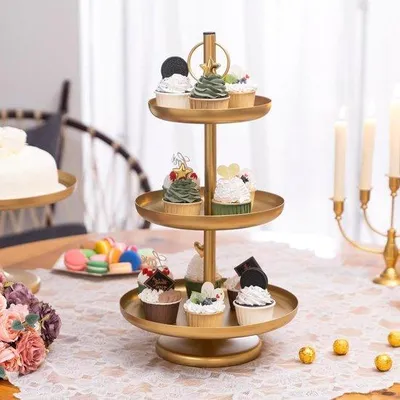 Produktbild von Famanu Tortenständer 3 Etagen - eleganter Cupcake-Halter