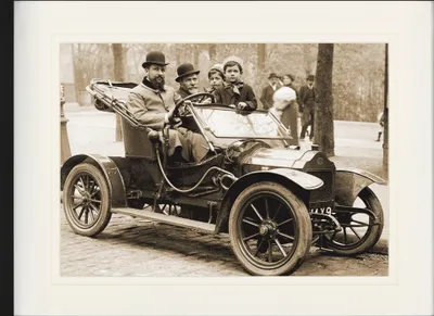 Produktbild von Oldtimer Gerahmtes Bild Mit Edlem Passepartout | Wand-Bilder | Im Bilderrahmen - Brouhot Phaeton In Paris, 1910 (60 x 80 cm)