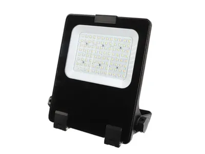 Produktbild von Professioneller LED-Fluter - 60 W - Warmweiß 3000 K