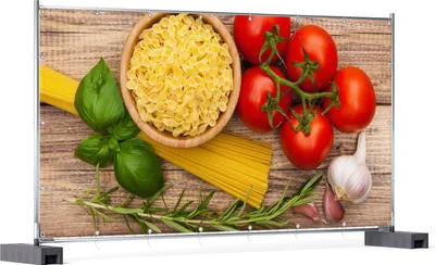 Produktbild von Wallario XXL Outdoor-Poster für Garten oder Balkon, Motiv Spaghetti mit Tomaten, Knoblauch und Basilikum, in ca. 340 x 173 cm