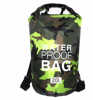 Produktbild von Wasserdichter Packsack mit Rollverschluss hält Ausrüstung beim Rafting, Bootfahren, Schwimmen, Camping und Wandern trocken.