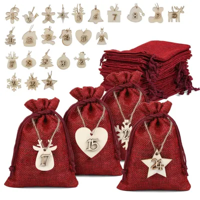 Immagine prodotto di Calendario dell'Avvento con 24 sacchetti di juta, decorati con ciondoli in legno, dimensioni 10 x 14 cm, colore rosso