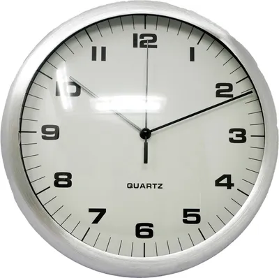 Produktbild von Wanduhr Analog rund Ø 24.5 cm weiß mit Aluminium Gahäuse