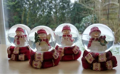 Produktbild von 4 x Schneekugel Schneemann 6cm Weihnachten Winterdeko Dekoration
