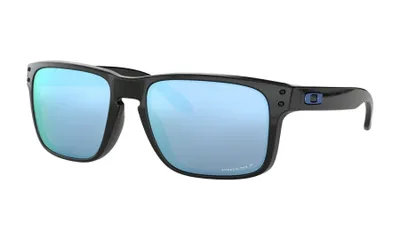 Zdjęcie produktu dla Oakley Holbrook 9102C1 Polished Black/Prizm Deep Water Polarized Lifestyle okulary