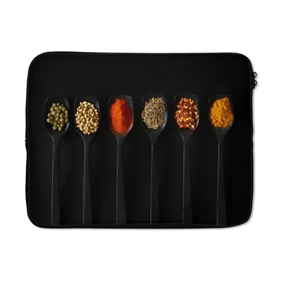 Produktbild von MuchoWow® Laptop Hülle 15 Zoll Löffel - Gewürze - Schwarz - Gewürze - Rustikal Laptoptasche - Laptoptasche - Sleeve - Rundum-Schutz