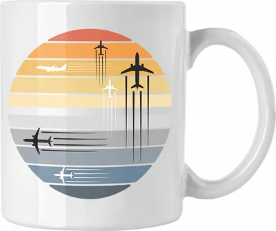 Produktbild von Trendation - Pilot Geschenk Tasse Flugzeug Fliegen Geschenkidee Piloten Kaffeetasse Grafik (Weiß)