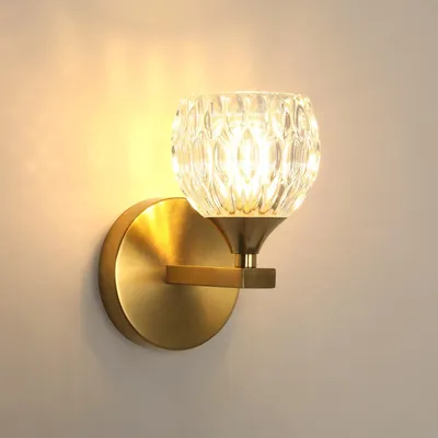 Zdjęcie produktu dla Elegancka lampka ścienna w stylu vintage, z abażurem ze szkła, wyposażona w żarówkę G9 (typ A): kolor złoty, z żarówką G9
