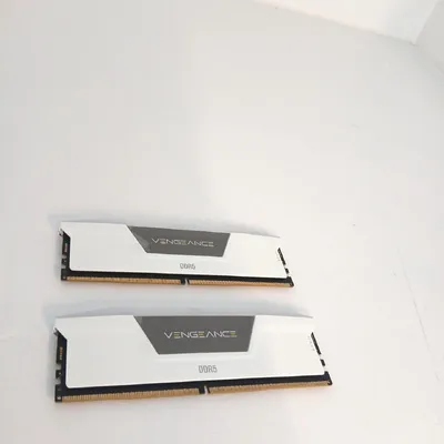 Image de DDR5 32GB PC 6000 CL36 CORSAIR KIT (2x16GB) VENGEANCE RGB W retail