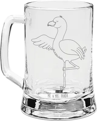 Produktbild von Mr. & Mrs. Panda Krug Flamingo Yoga - Transparent - Geschenk, Humpen, Bierhumpen, Vogel, Yogi, Achtsamkeit, Urlaub, Seidel, Gravur Bierkrug, Rosa, Namaste, Glaskrug