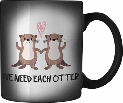 Produktbild von Trendation - Valentinstag Farbwechsel Zauber-Tasse Geschenk für Ihn Sie Lustig We Need Each Otter Geschenkidee Becher Freund Freundin Liebe Paare (Schwarz)