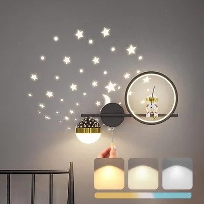 Produktbild von Kinderzimmer-Lampe mit dimmbarer LED-Lichtquelle und Astronauten-Thema für gemütliche Beleuchtung