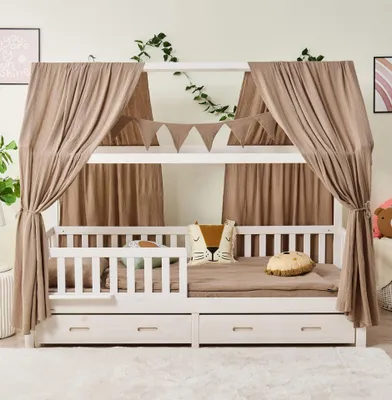 Produktbild von Hausbett CLOUD 90x200 cm Komplett-Set mit Schublade, Matratze und Musselin-Deko – Massivholz Buche, Rausfallschutz