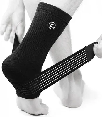Productafbeelding van Famanu voetbandage: ondersteuning en stabilisatie - Zwarte voetverband (one size)