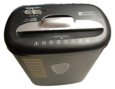 Produktbild von AmazonBasics Aktenvernichter Funktion Papiervernichter 8 Blatt Kreuzschnitt emin