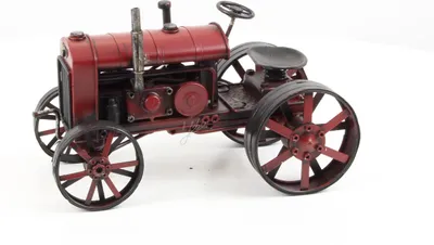 Produktbild von Moritz Design Zinn Modell Traktor Trecker Oldtimer Landwirtschaft 15,2 x 26,1 x 16,5 cm Metall Auto kein Spielzeug