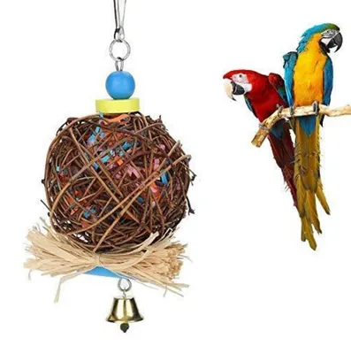 Produktbild von Vogelkauspielzeug Rattanball mit Papierstreifen und Glocke für Sittiche und Papageien