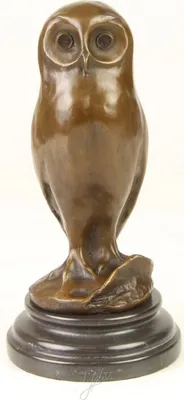 Produktbild von Casa Padrino Luxus Bronzefigur junge Eule mit Marmorsockel Bronze / Schwarz Ø 12,1 x H. 24,7 cm - Luxus Dekofigur