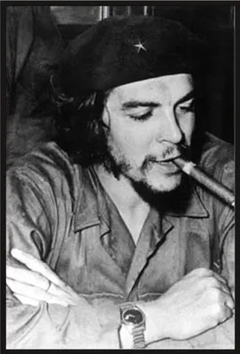Image de Che Guevara - Affiche - Cigare + cadre interchangeable, Shinsuke® Maxi en plastique noir, vitre en acrylique