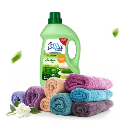 Produktbild von Frida Fabric Freshener Gardenia 2L – Textilerfrischer mit sanftem Blumenduft, langanhaltender Wäscheduft für Kleidung, Handtücher & Bettwäsche