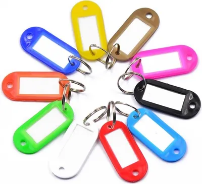 Immagine prodotto di Confezione da 30 portachiavi personalizzabili in vari colori - Set di targhette per portachiavi personalizzabili | Anelli portachiavi colorati personalizzabili in plastica con etichette intercambiabili, mix di colori