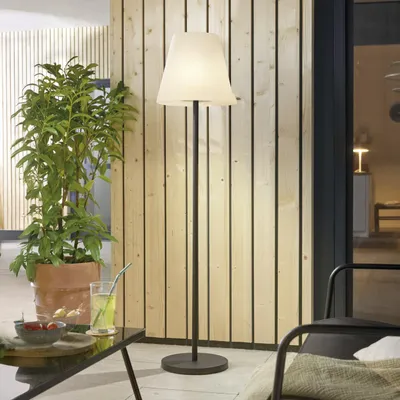 Produktbild von Solar LED Stehlampe "Outdoor" Gartenlampe wetterfest, Farbwechsel, Fernbedienung, USB aufladbare Stehleuchte für Draußen