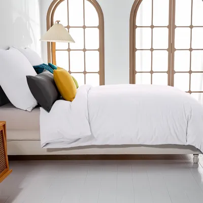 Obrázek produktu pro Sada povlečení z mikrovlákna, bílá, 135x200 cm + 80x80 cm, nemačká se, zapínání na zip