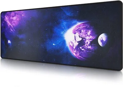 Obrázek produktu pro Herní podložka pod myš XXL – Odolná – Protiskluzová základna – Snadno omyvatelná – Ergonomická – Hladký povrch z lycry – Prošívané okraje – Podložka pod myš