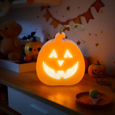 Image de Décoration LED d'Halloween - citrouille - LED RGB - 3 piles LR1130 - 8,5 x 9 x 4 cm