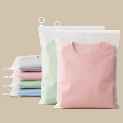 Produktbild von Gefrostete Ritsacksäcke – Set mit 25 Stück – 30 cm große Aufbewahrungsbeutel für Unterwäsche