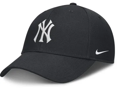 Zdjęcie produktu dla Czapka Nike MLB New York Yankees Nb11 Dri-Fit Club Structured, czarna, rozmiar S–M