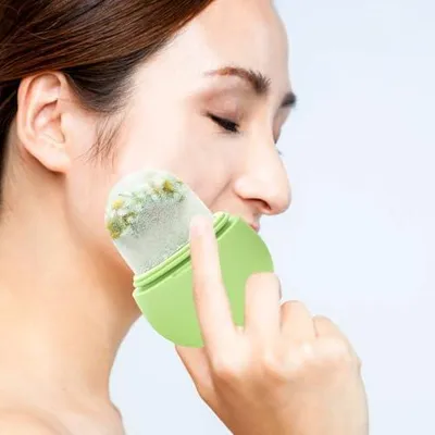 Produktbild von Wiederverwendbarer Eisroller zur Hautmassage und Silikon-Gesichtsform für Gesichtskühlung und Entspannung