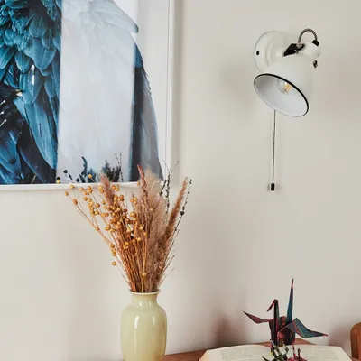 Produktbild von Spadacenta »Spadacenta« Vintage Wandlampe aus Metall, Weiß matt/Schwarz