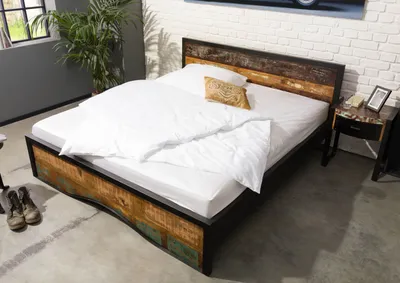 Produktbild von MASSIVMOEBEL24 Bett Altholz 200x200 mehrfarbig lackiert INDUSTRIAL #111
