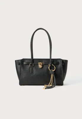 Imagen del producto de Michael Kors, bandolera Hamilton, diseño moderno, color