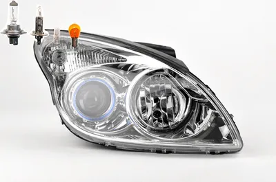 Produktbild von Johns, Scheinwerfer Halogen passend für Hyundai i30 10/2007-06/2010 Rechts Leuchtmittel 921022L020 921042L020 921022L120 921042L120