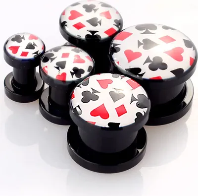 Immagine prodotto di Ohr Flesh Acryl Tunnel Piercing Schwarz Screw On Logo Playing Card PDPL.C.8mm