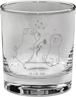 Produktbild von Mr. & Mrs. Panda Cocktailglas Mops Verliebt - Transparent - Geschenk, Glas für Gin, Tumbler, Knuffig, Partner, Hund, gravur, Tierliebhaber, Liebe