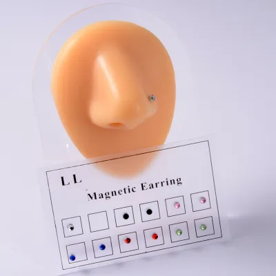 Produktbild von 12 Teile/satz Magnetische Ohrstecker Alle Match Glatte Oberfläche Nicht Durchbohrt Magnetische Strass Gefälschte Ohrstecker für Frauen