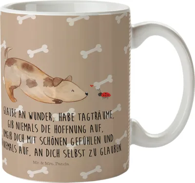Produktbild von Mr. & Mrs. Panda Trinklernbecher Hund Marienkäfer - Hundeglück - Geschenk, Kindertasse, Sprüche, Mehrwegbecher, Positiv, Mischlinghund, Hunde, Haferl, Zuversichtlich