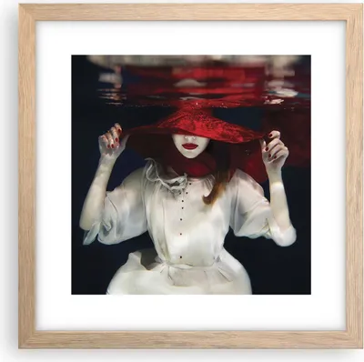 Produktbild von Gerahmtes Poster - Rahmen in heller Eiche - Mädchen Rot Hut - 30x30 cm - Wand Bild - Wanddeko - Wandbilder - Kunstposter - Wandposter - Bilderrahmen - Bilder - Kunstdruck - Wandbild - P2NAC30x30-4305