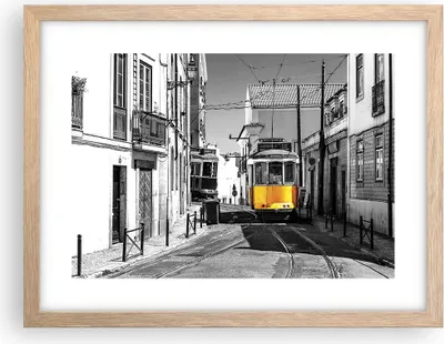 Produktbild von Gerahmtes Poster - Rahmen in heller Eiche - Straßenbahn Portugal Lissabon - 40x30 cm - Wand Bild - Wanddeko - Wandbilder - Kunstposter - Wandposter - Bilderrahmen - Bilder - P2NAA40x30-4977