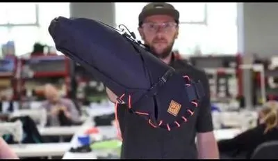 Produktbild von Satteltasche wasserdicht 8l - schwarz