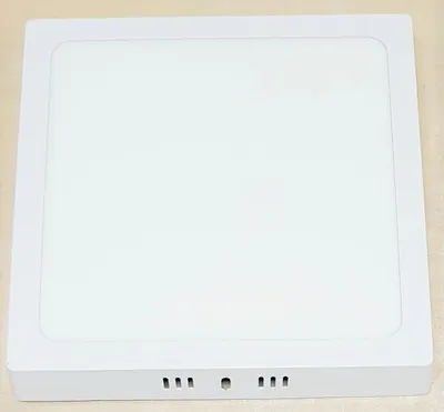 Productafbeelding van LED plafondlamp, 18 Watt, vierkant, 205x205 mm. Lamp