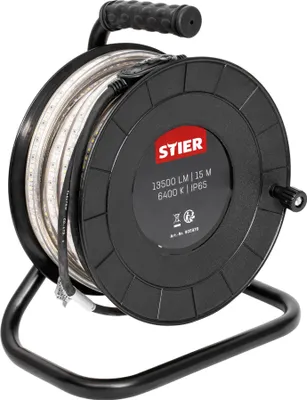 Produktbild von STIER LED Streifen Baustrahler, 15m, 13.500lm, 6400k, 900lm/m, erweiterbar auf 75m, direkt Anschluss, LED Strip, PVC, Schutzart IP65, mit praktischen Standfüßen und Handgriff