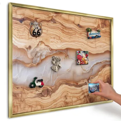 Produktbild von Magnettafel 80x60 cm mit goldenem Rahmen - Magnetische Metalltafel, Magnetpinnwand zur Wandmontage für Wohnzimmer, Küche, Flur, Kinderzimmer und Büro - Eleganz aus Holz
