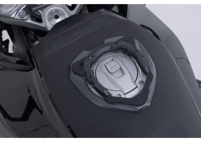 Produktbild von SW-MOTECH Quick-Lock PRO Tankring für einfache Montage, 65g