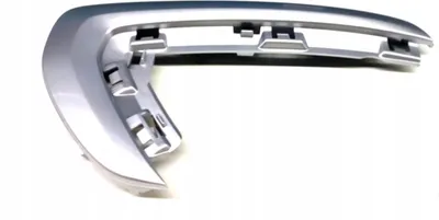 Image de VOLVO XC70 Grille de calandre avant gauche dans pare-chocs OE